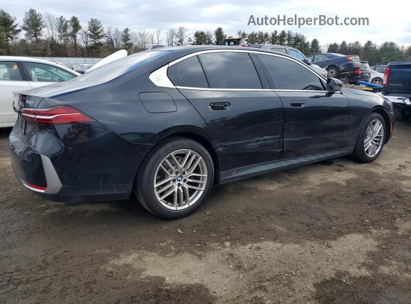 WBA53FJ09RCS21216 2024 BMW 5 SERIES Black უკანა მარჯვენა