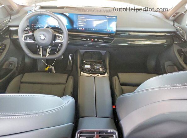 WBA53FJ09TCW17315 2026 BMW 5 SERIES Gray Առջևի վահանակի տեսք