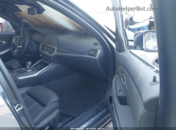 WBA5R1C57KAK09142 2019 BMW 3 SERIES Black Вид салону спереду