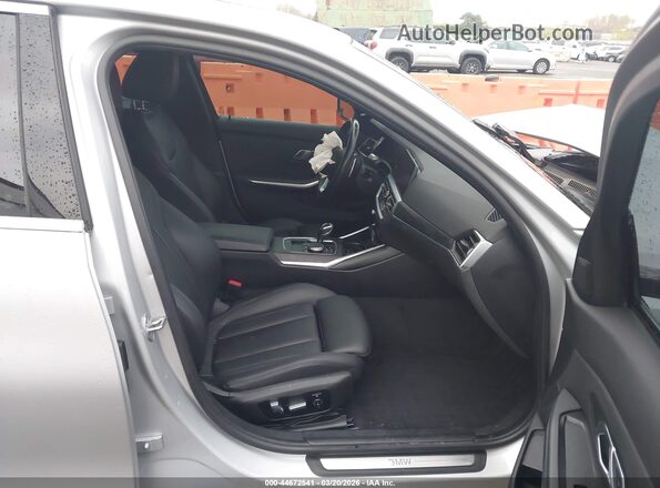 WBA5R1C5XKAK09460 2019 BMW 3 SERIES Silver წინა სალონის ხედი