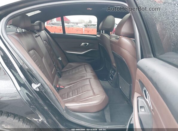 WBA5U7C09LFH59956 2020 BMW M3 Black Widok naklejki z numerem VIN