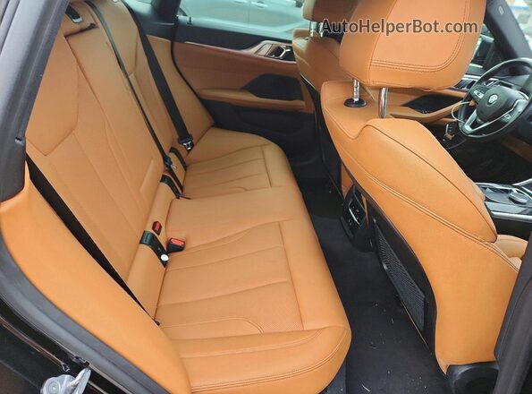 WBA63AV01RFS06404 2024 BMW 4 SERIES Black Вид задніх сидінь