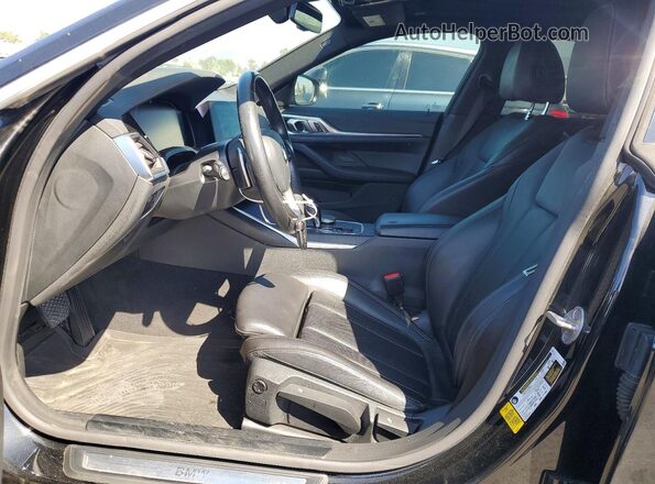 WBA63AV03NFM04105 2022 BMW 4 SERIES Black Front interior view
