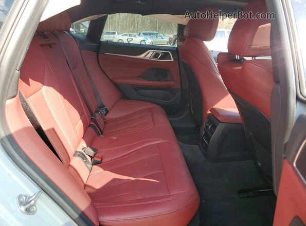 WBA63AV03NFM78284 2022 BMW 4 SERIES Silver Vista de los asientos traseros