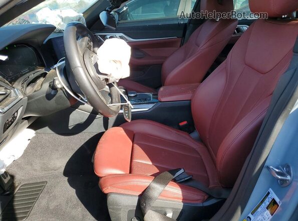 WBA63AV03NFM78284 2022 BMW 4 SERIES Silver Vista interior delantera