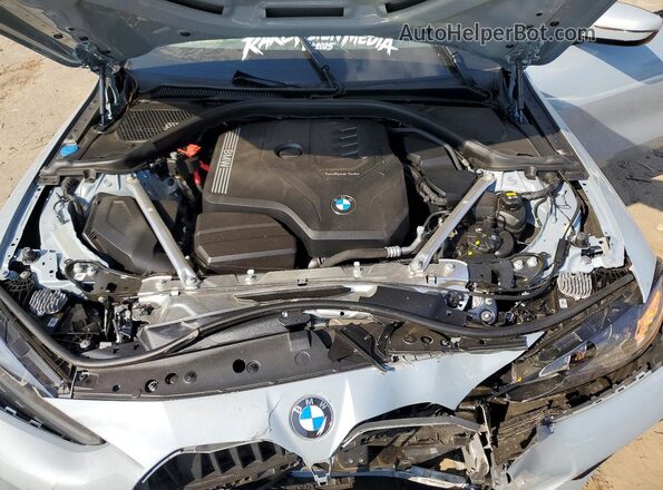 WBA63AV03NFM78284 2022 BMW 4 SERIES Silver Vista interior trasera