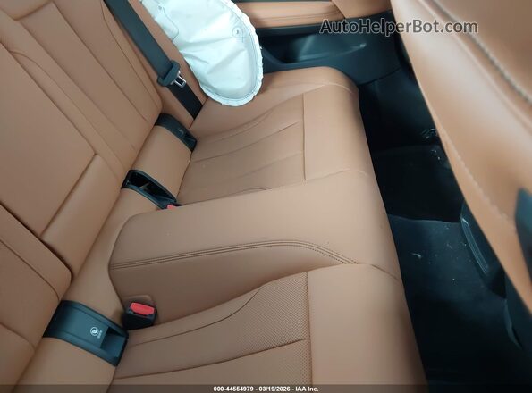 WBA63DA08TCW70810 2026 BMW 4 SERIES Dark Blue Widok naklejki z numerem VIN