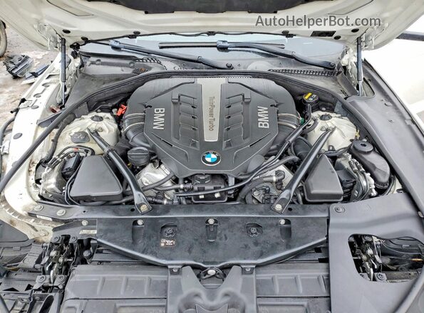WBA6F7C38HG232045 2017 BMW 6 SERIES White უკანა სალონის ხედი