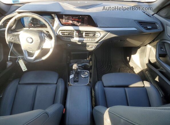 WBA73AK04P7M69020 2023 BMW 2 SERIES Синий Вид панели приборов