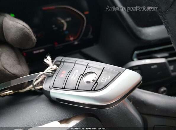 WBA73AK09N7K30656 2022 BMW 2 SERIES White Вид панелі приладів
