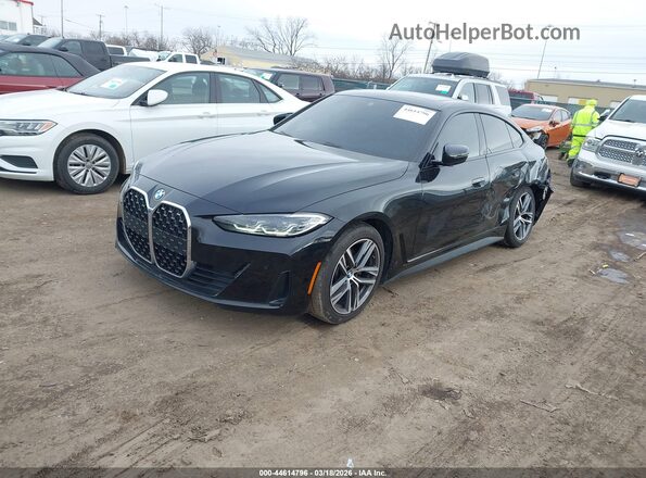 WBA73AV03PFN90591 2023 BMW 4 SERIES Черный Передняя левая четверть
