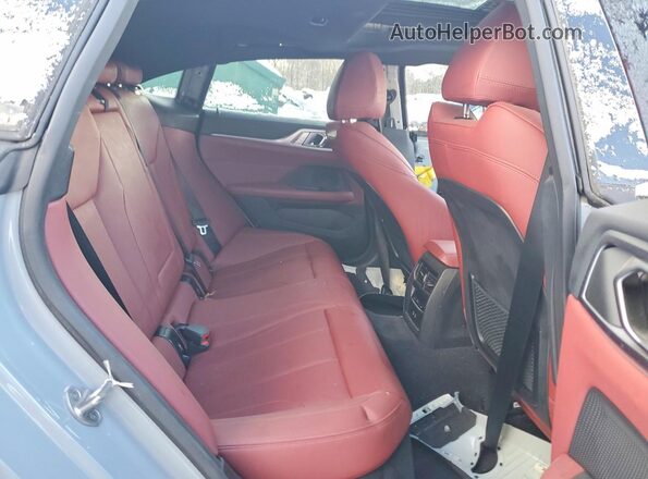 WBA73AV05PFP57565 2023 BMW 4 SERIES Gray Vista de los asientos traseros
