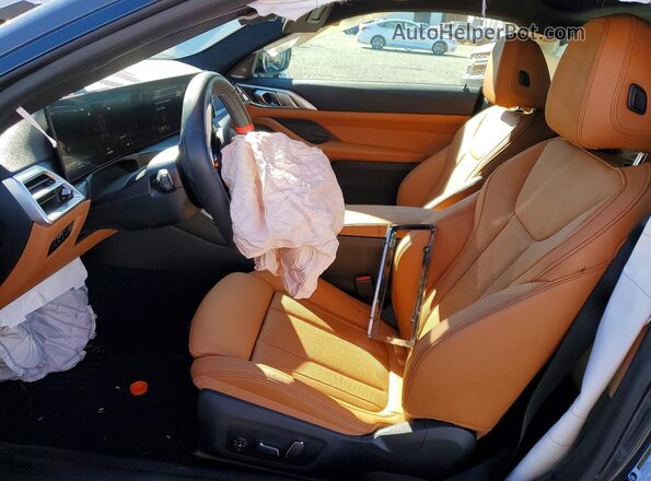 WBA73DA07TCV14858 2026 BMW M4 Угольный Вид салона спереди