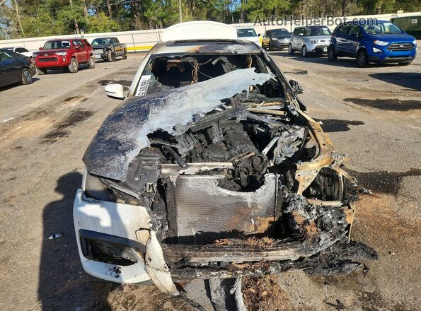 WBA7E2C55HG740355 2017 BMW 7 SERIES White Widok z przodu