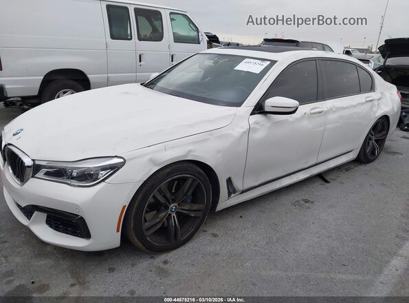 WBA7F0C52JGM23673 2018 BMW 7 SERIES White წინა ხედი