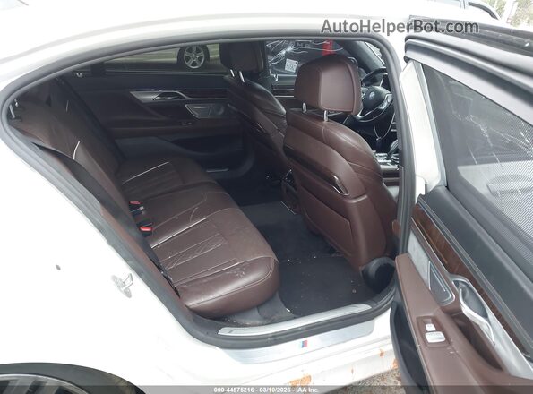 WBA7F0C52JGM23673 2018 BMW 7 SERIES White VIN კოდის სტიკერის ხედი