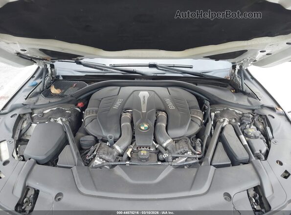 WBA7F0C52JGM23673 2018 BMW 7 SERIES White უკანა ხედი