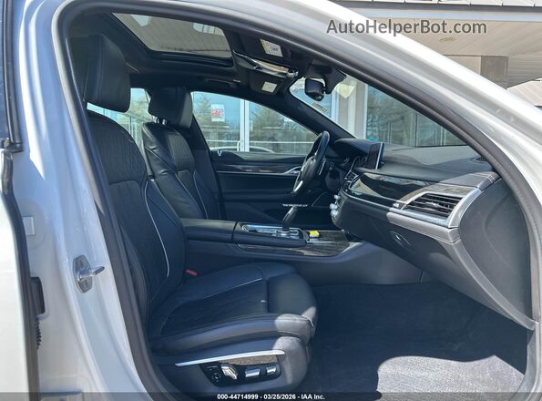 WBA7F2C54GG419337 2016 BMW 7 SERIES White Vista interior delantera