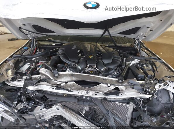 WBA7F2C57HG421486 2017 BMW ALPINA White Vista trasera