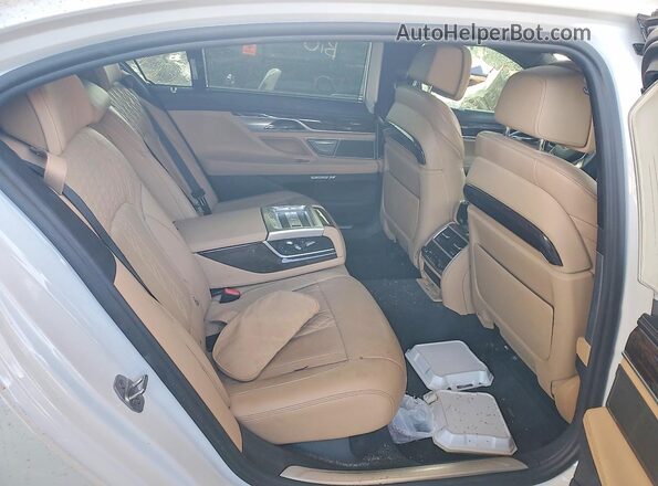 WBA7F2C5XJG424176 2018 BMW 7 SERIES White უკანა სავარძლების ხედი