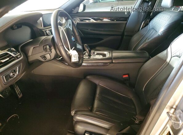 WBA7T2C06NCJ00748 2022 BMW 7 SERIES Silver Widok wnętrza z przodu