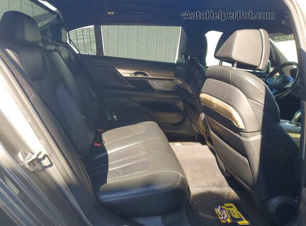 WBA7U2C09LCD72496 2020 BMW 7 SERIES Gray Вид задніх сидінь
