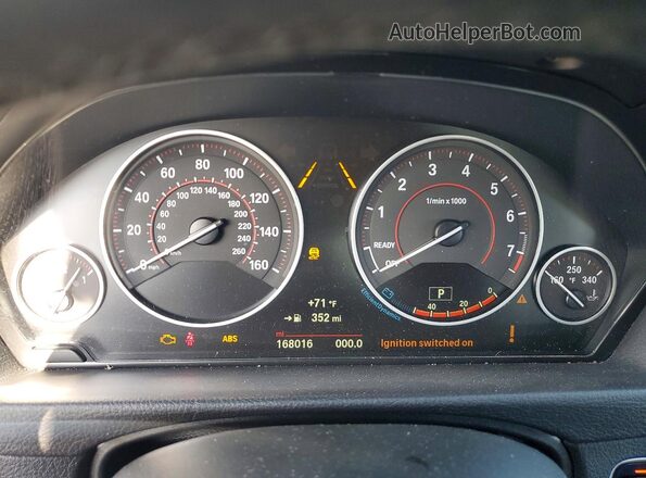 WBA8B3G33HNU35864 2017 BMW 3 SERIES Black Widok zestawu wskaźników