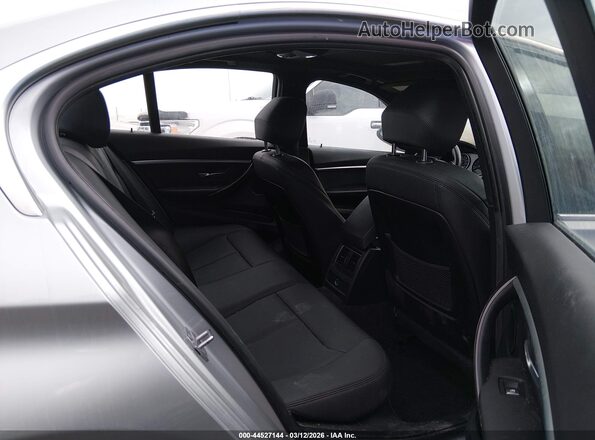 WBA8D9C31HA005745 2017 BMW 3 SERIES Silver Вид наклейки з VIN-кодом