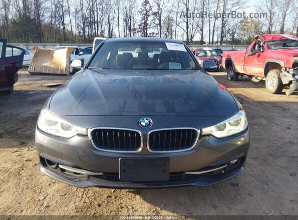 WBA8D9C52JEM34957 2018 BMW 3 SERIES Серый Вид задней части салона