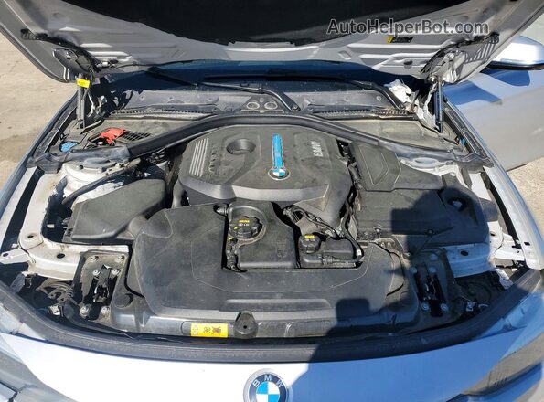 WBA8E1C31HA156289 2017 BMW 3 SERIES Silver უკანა სალონის ხედი