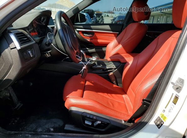 WBA8J1C5XJA379532 2018 BMW 3 SERIES Белый Вид салона спереди