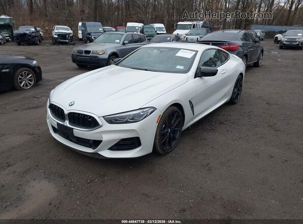 WBABC4C04SCU40742 2025 BMW M8 White Front left