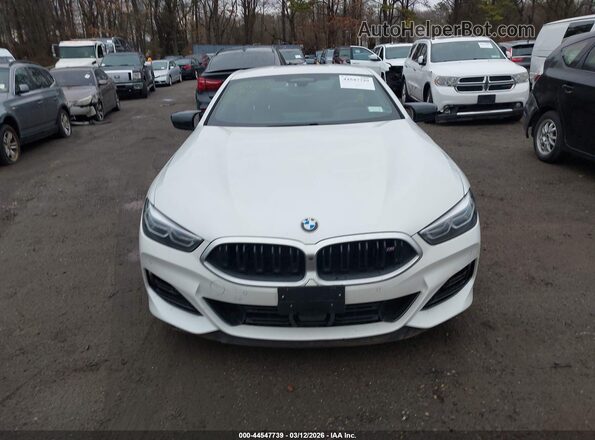 WBABC4C04SCU40742 2025 BMW M8 White Instrument cluster view