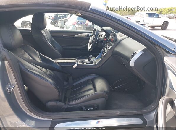 WBADZ4C0XSCS46952 2025 BMW 8 SERIES Gray Вид салону спереду