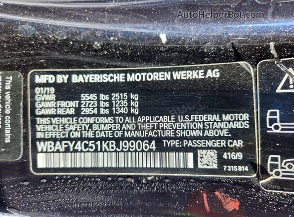 WBAFY4C51KBJ99064 2019 BMW M8 Blue Вид підкапотного простору