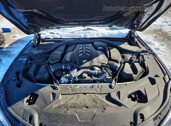 WBAFY4C51KBJ99064 2019 BMW M8 Blue Вид задньої частини салону
