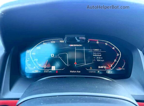 WBAGV8C05LCD99243 2020 BMW M8 Black Vista del salpicadero