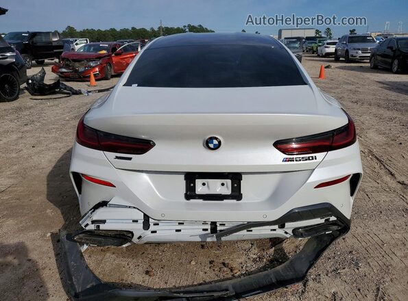 WBAGV8C05MCF48882 2021 BMW M8 White Դիմացի տեսք
