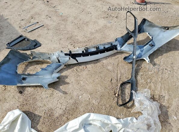 WBAGV8C05MCF48882 2021 BMW M8 White Սալոնի հետևի տեսք