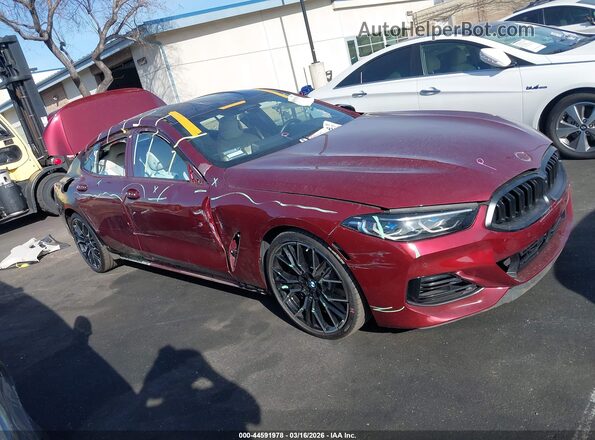 WBAGV8C08PCL00997 2023 BMW M8 Бордовый Панорамный вид салона 360°
