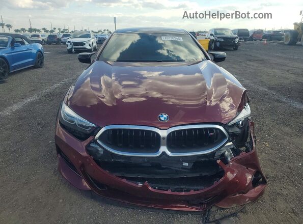 WBAGV8C0XSCT85219 2025 BMW M8 Burgundy Widok z przodu