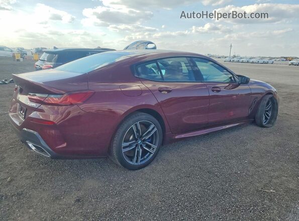 WBAGV8C0XSCT85219 2025 BMW M8 Burgundy Tył prawy