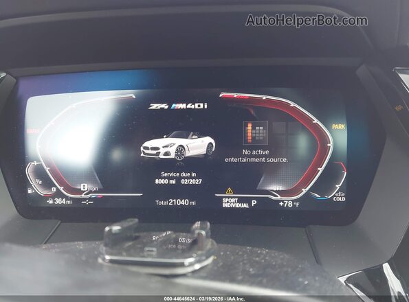 WBAHF9C07SWY37682 2025 BMW Z4 White უკანა სავარძლების ხედი