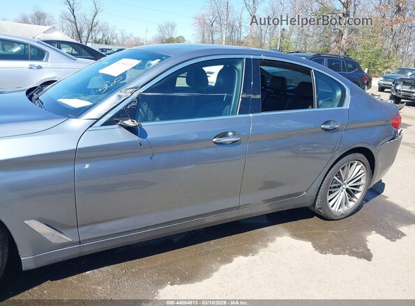 WBAJA5C58JWA38273 2018 BMW 5 SERIES Gray Vista frontal