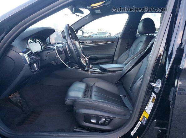 WBAJA9C55KB392734 2019 BMW 5 SERIES Черный Вид салона спереди