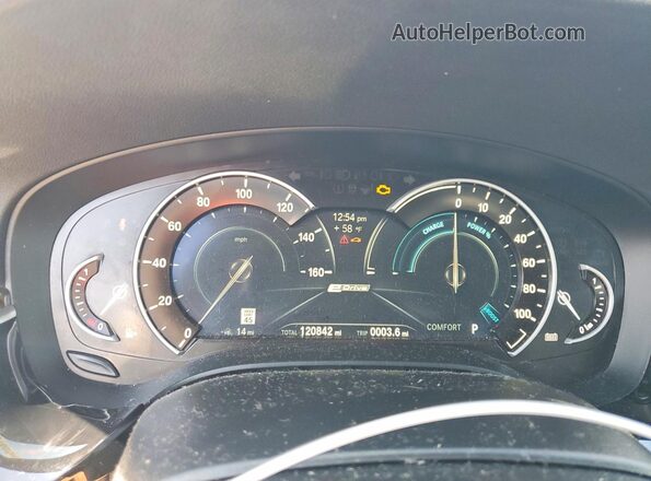 WBAJA9C56JB249791 2018 BMW 5 SERIES Silver Սարքավորումների վահանակի տեսք