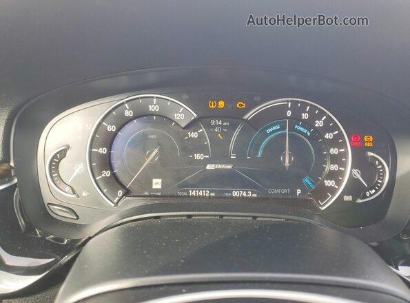 WBAJA9C56JB252190 2018 BMW 5 SERIES Gray Widok zestawu wskaźników