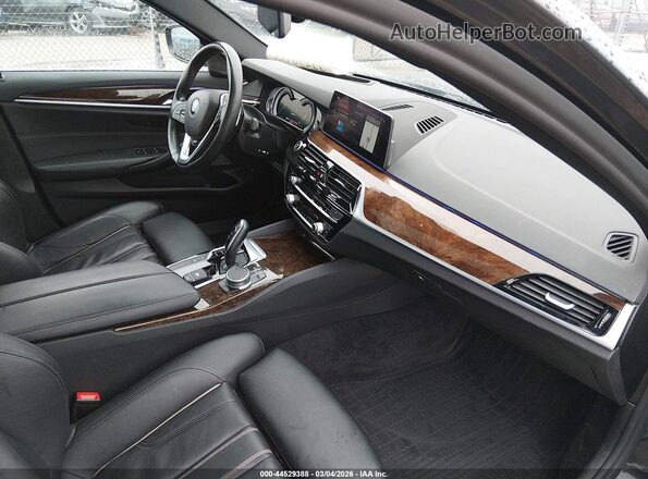 WBAJB1C54KB376877 2019 BMW 5 SERIES Gray Widok wnętrza z przodu