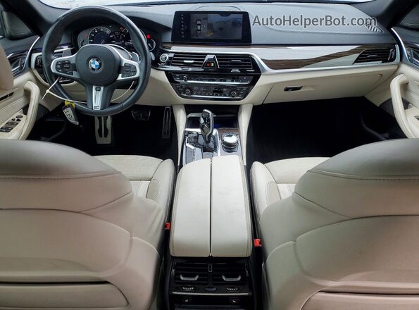 WBAJB9C51JB035479 2018 BMW M5 Gray Dashboard view