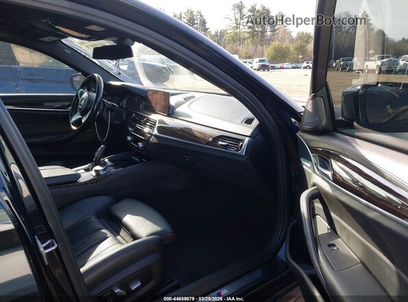 WBAJE7C56JWD52813 2018 BMW 5 SERIES Black Vista interior delantera